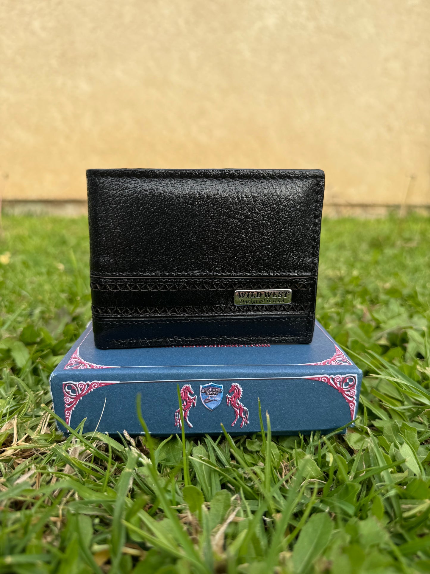 Grisly Leather Bifold Wallet