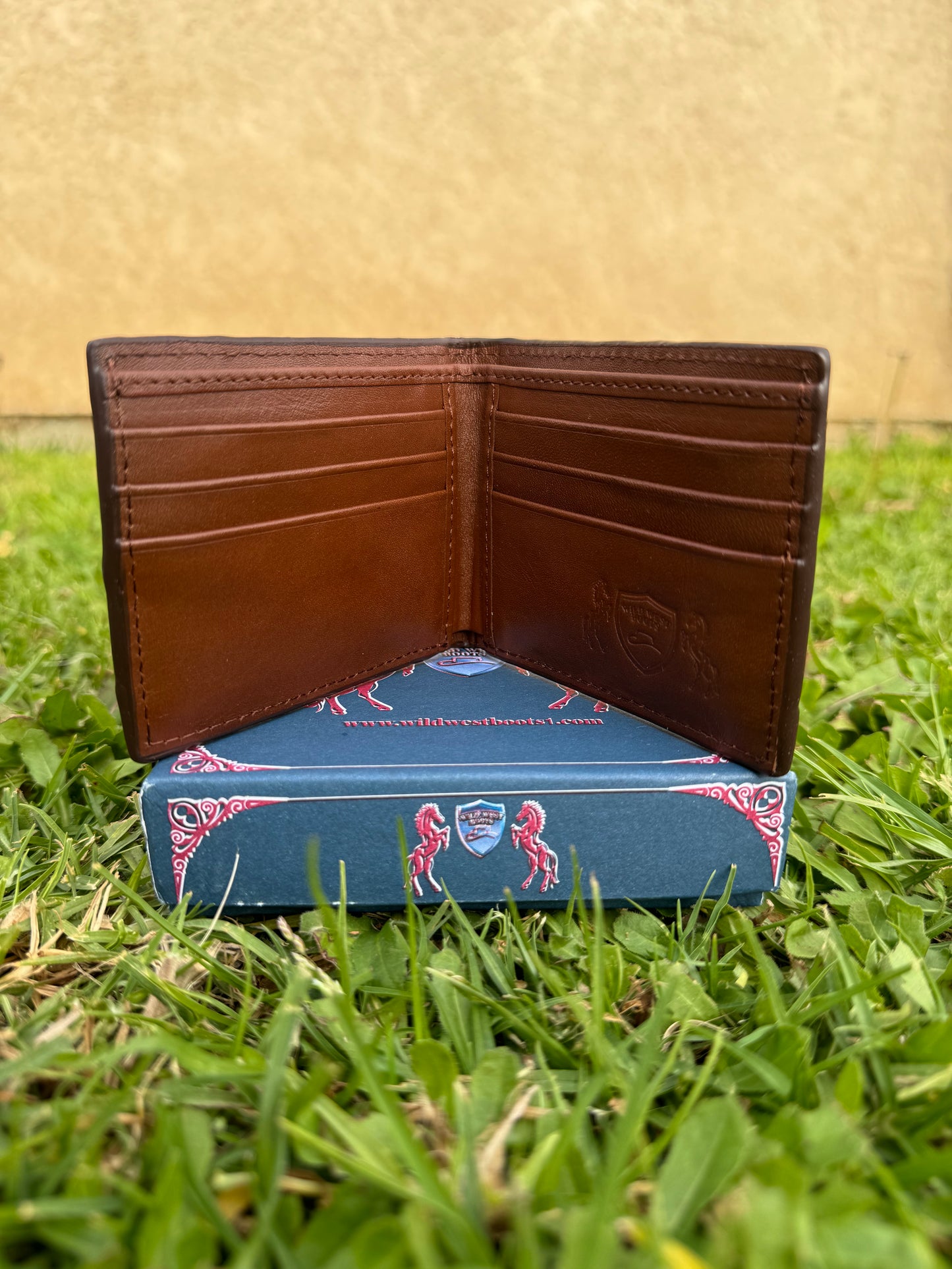 Ostrich • Avestruz Bifold Wallet